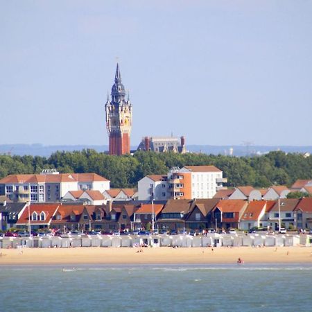 Le Familial Apartment Calais Bagian luar foto